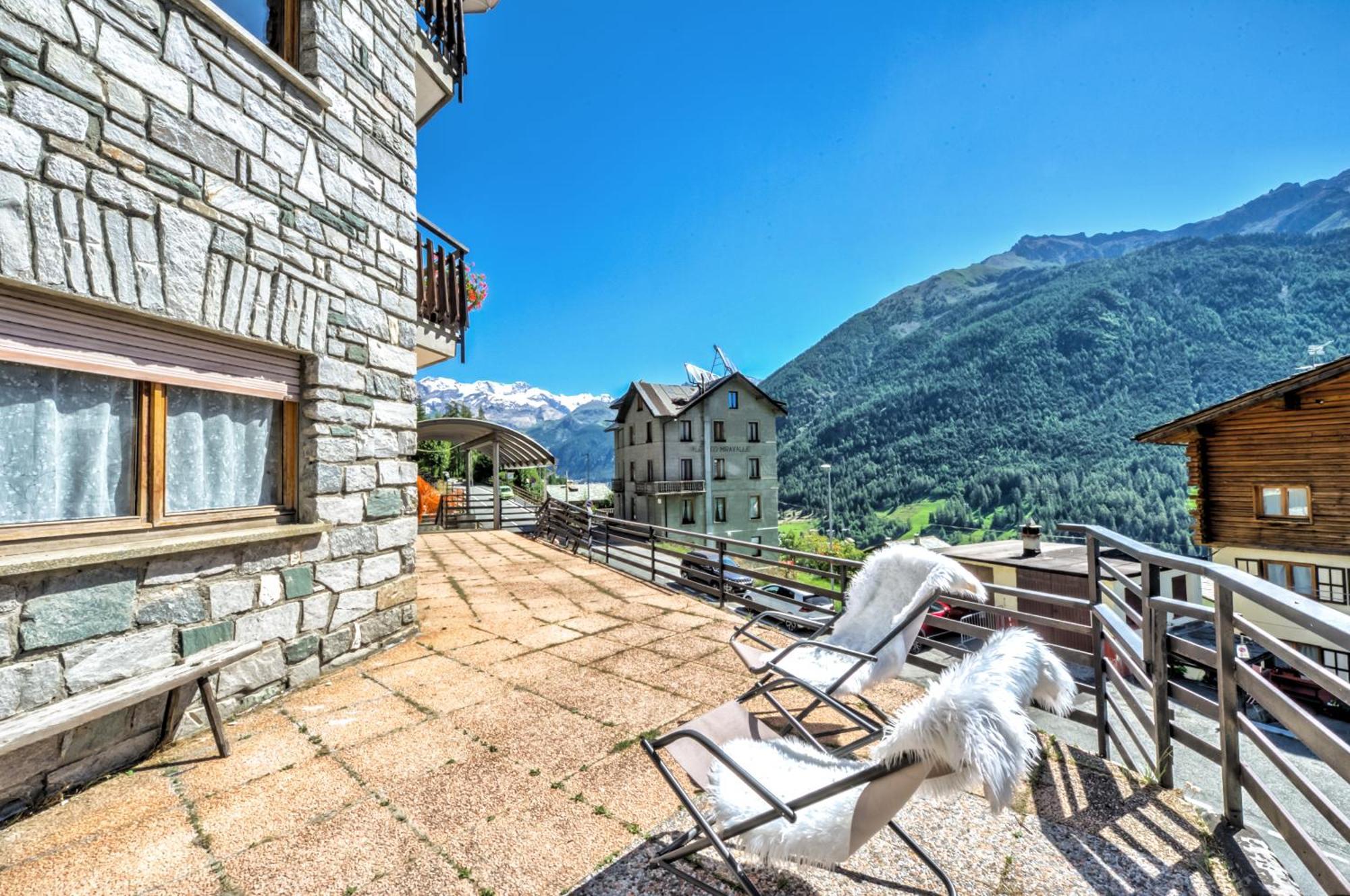 Snowflakes Retreat - Roomy Apartment With A View & Relax Solarium Cir 0133 تشامبولوك المظهر الخارجي الصورة
